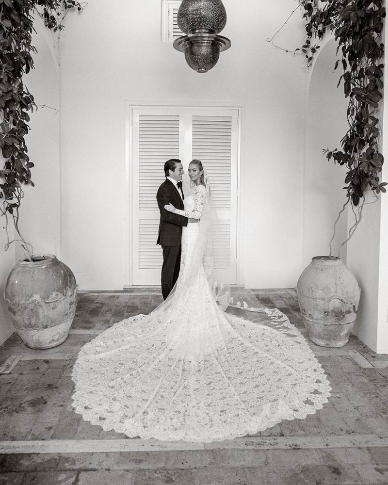 The Most Stunning Wedding Dress 2017 — Harper’s Bazaar, Sugokuii Events